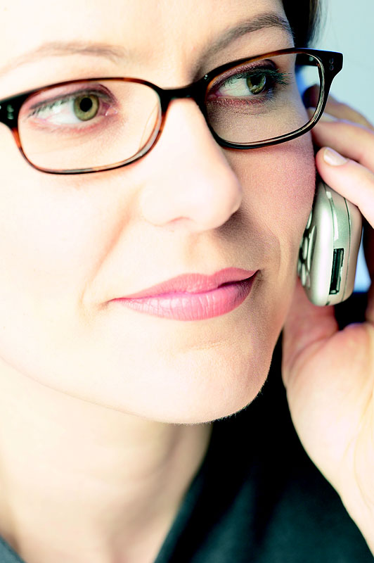 WOMAN ON PHONE
