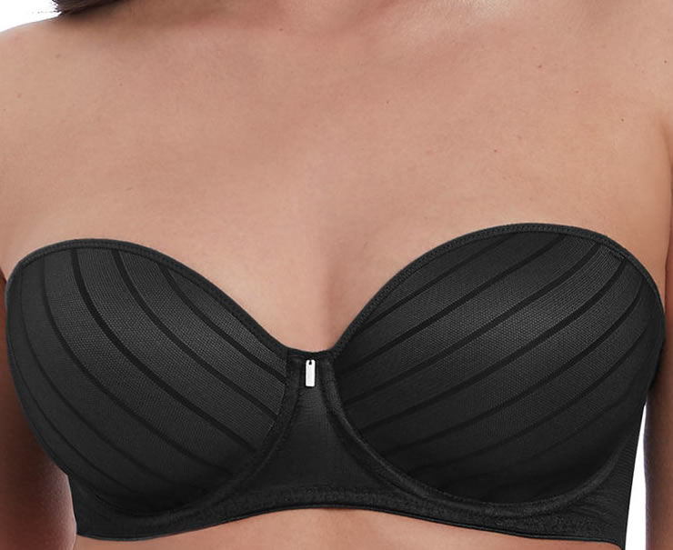 Cameo Black Moulded Plunge Bra from Freya